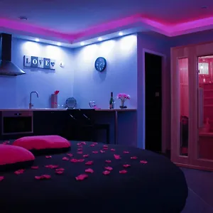 https://nuit-vip-spa-sauna-privatif.aixenprovencehotels.org