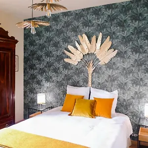https://les-chambres-du-montreal.midi-pyreneeshotels.com